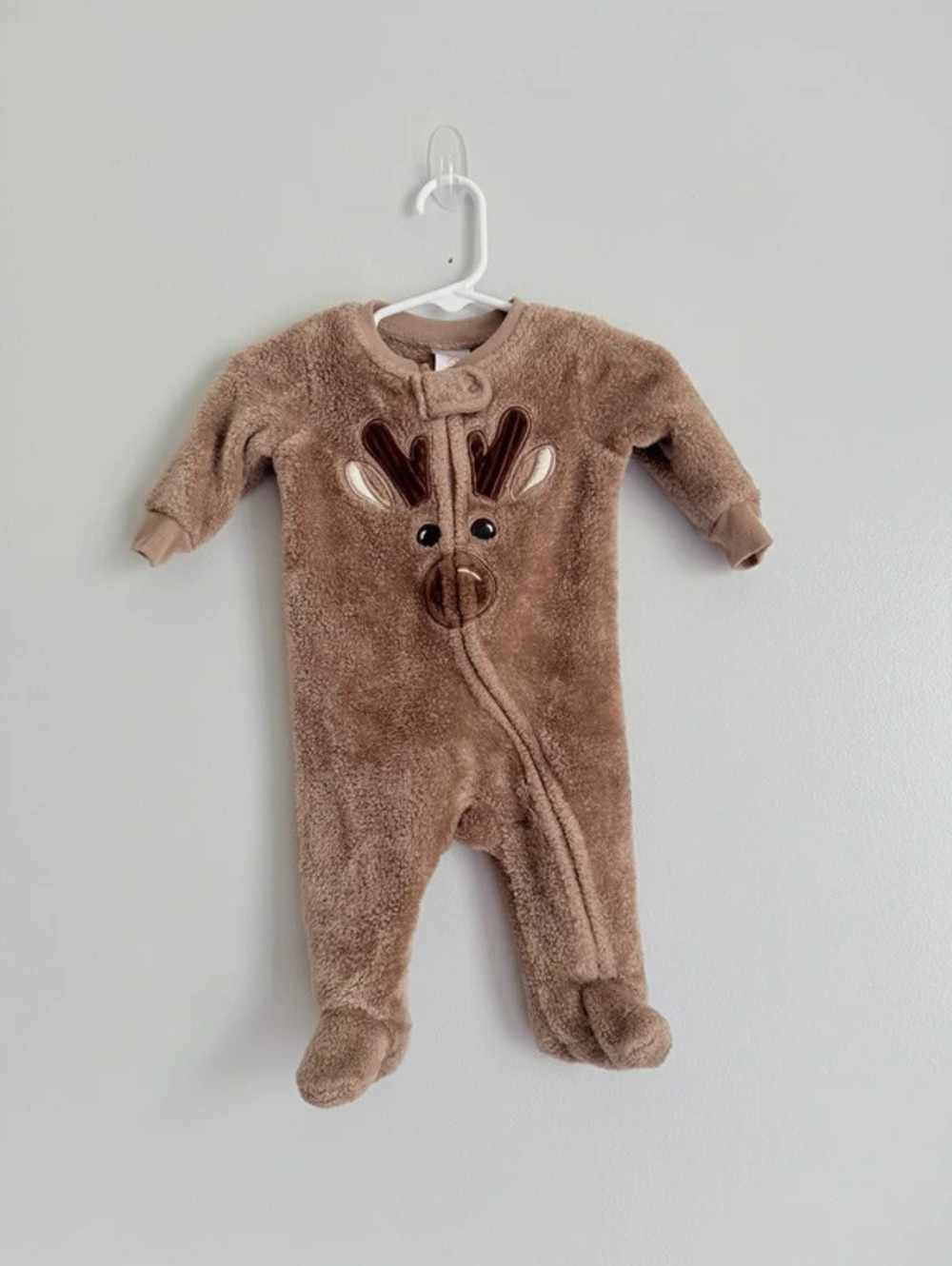 North Pole Trading Co. Reindeer Fleece Footed Sleeper – 3M
